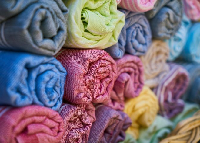 Tout ce que vous devez savoir sur les serviettes : types, matériaux et entretien