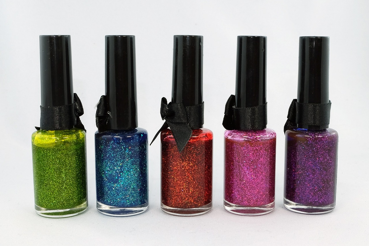 découvrez notre collection de vernis à ongles aux couleurs tendances et longue tenue pour sublimer vos mains avec style et élégance.
