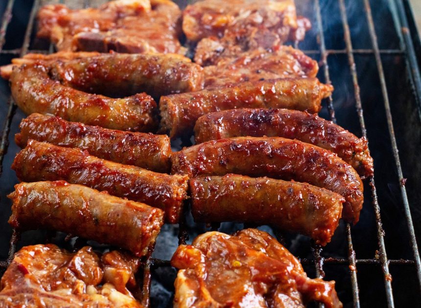 Barbecue extérieur : conseils pratiques pour réussir vos grillades cet été