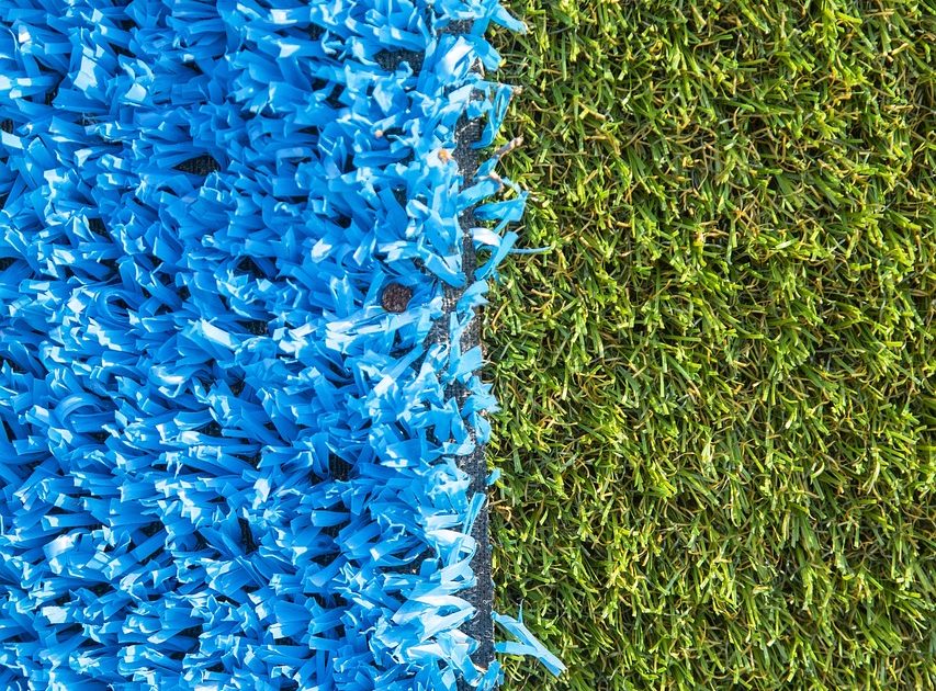 Gazon synthétique pour un jardin durable et esthétique