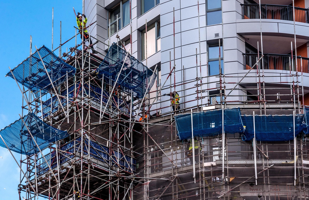 découvrez nos solutions de scaffolding robustes et sécurisées pour tous vos projets de construction et de rénovation. qualité et fiabilité garanties.